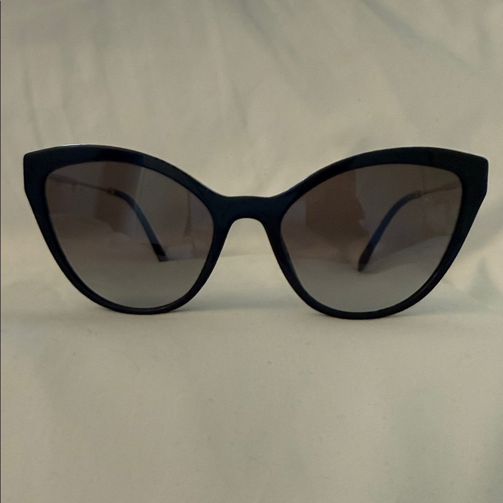 Miu Miu  Chic Black Cat-Eye Sunglasses